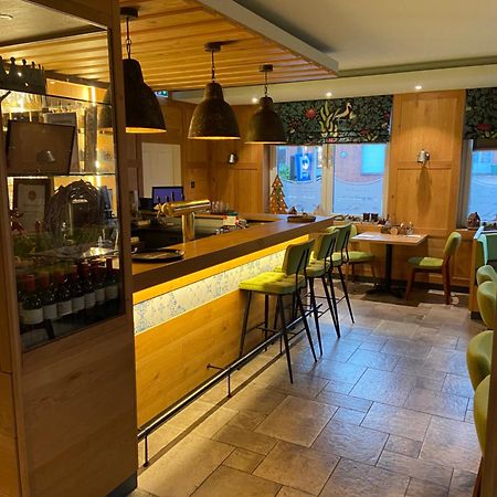 Hotel Zum Grossen Krug Wirdum Bagian luar foto