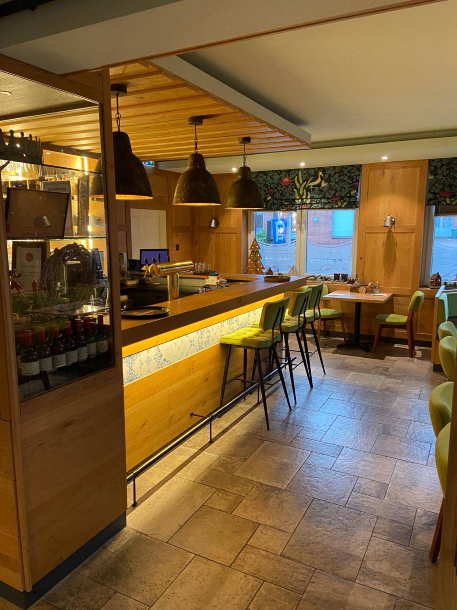 Hotel Zum Grossen Krug Wirdum Bagian luar foto